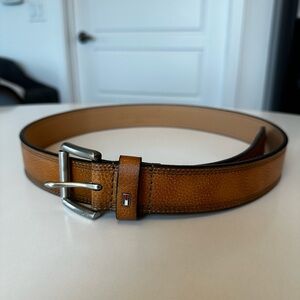 Tommy Hilfiger Size 34 Brown Belt